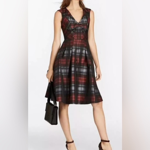 Brooks Brothers Tartan Jacquard Red and Black Women's Pleated Dress Size 12 - Picture 2 of 10